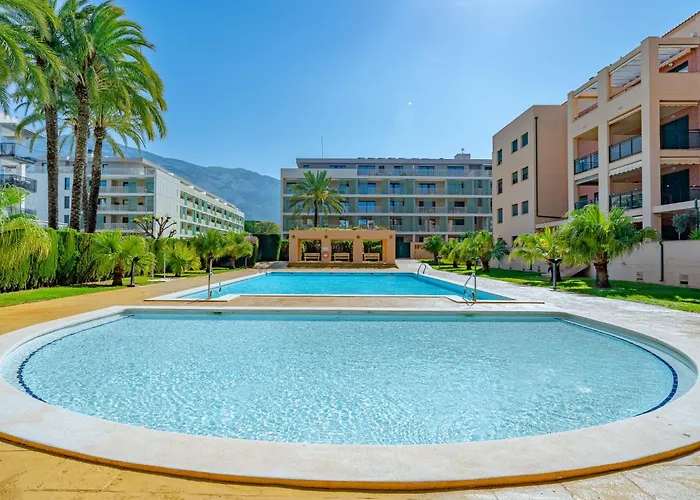 Apartment La Darsena-1 By Interhome